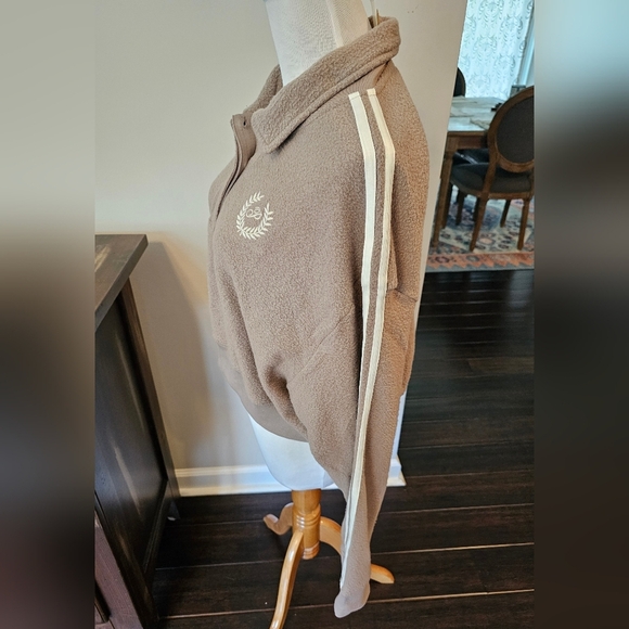 Victoria's Secret Pink •Size Large• Reverse Fleece Polo Cropped New w/ Tags 2023 - Picture 6 of 10